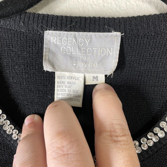 Vintage Regency Collection for Joyce Crew Sweater with Sequin Bow Design Sz M - Picture 4 of 4